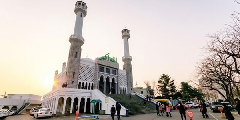 Itaewon-Grand-Mosque-Destinasi-Wisata-di-Seoul-Korea-Selatan-Ramah-Muslim